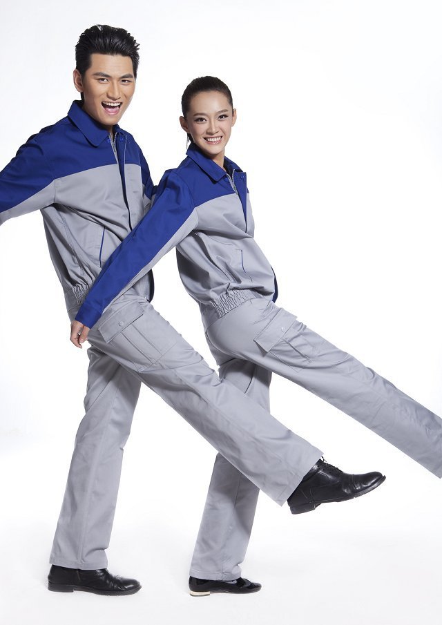 怎樣區分定制工作服的質(zhì)量好壞呢？定做工作服logo怎樣設計？